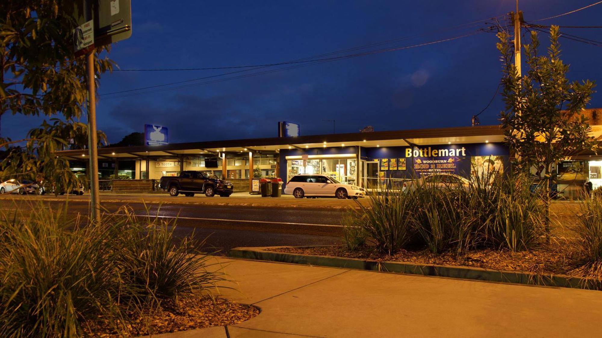Rod 'N' Reel Hotel Motel Woodburn ภายนอก รูปภาพ
